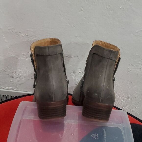 Lucky Brand Breah Leather Boots in Grey Size 8 - Picture 5 of 13